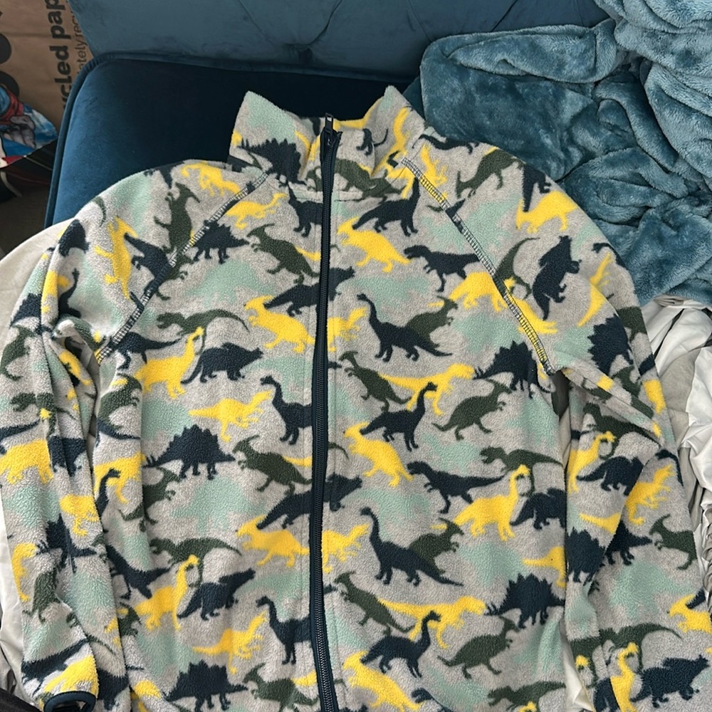 H&M boys fleece dino print zip up jacket -boy size 8/10 EUC